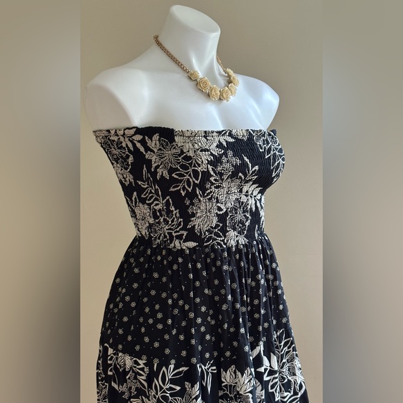 LAN Z Black White Floral Print Strapless Flounced Summer Dress Stretch Top SZ S - Picture 2 of 9